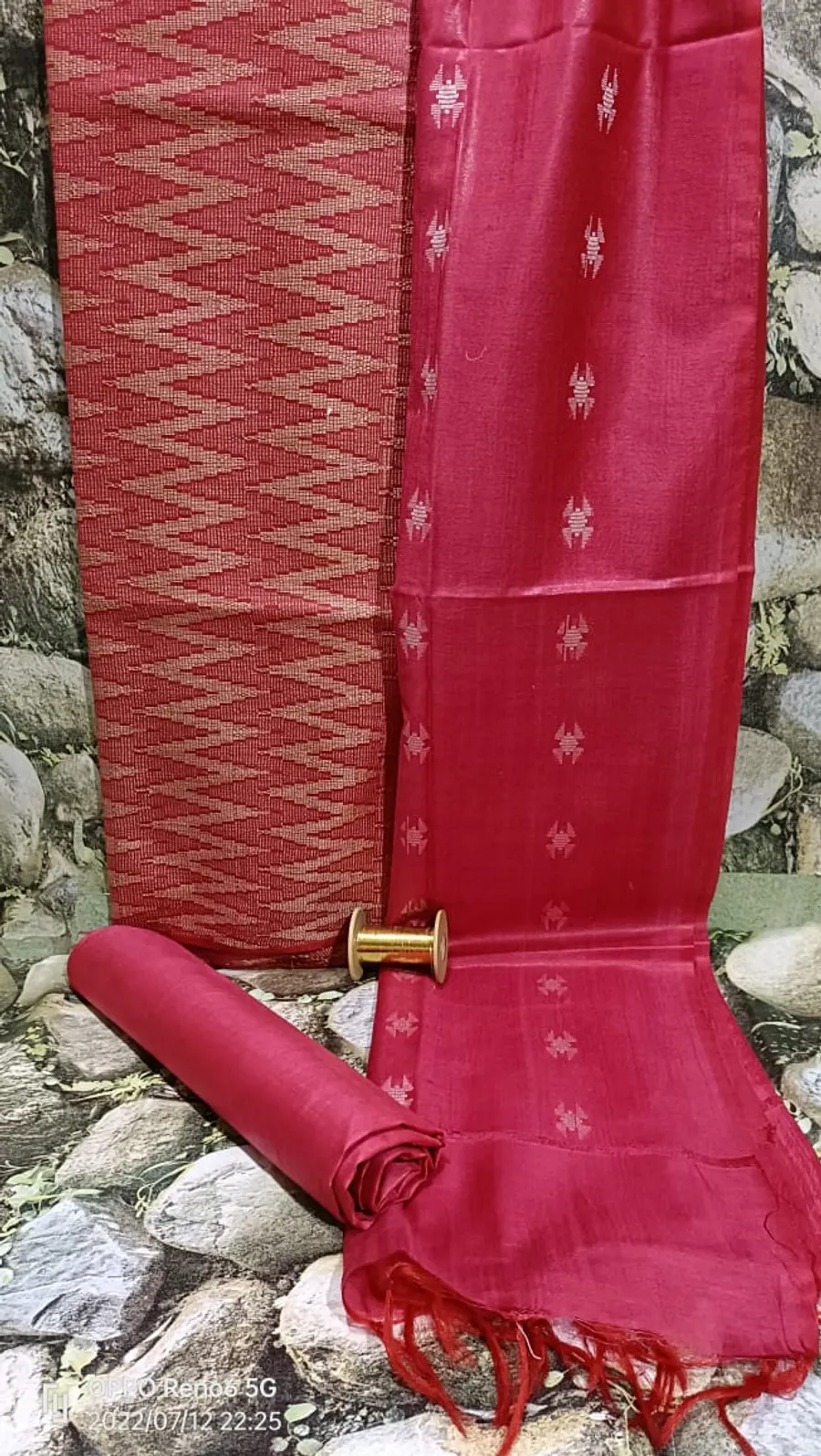 Exquisite Katan Silk Suit Piece – Timeless Elegance in Pure Silk Weave